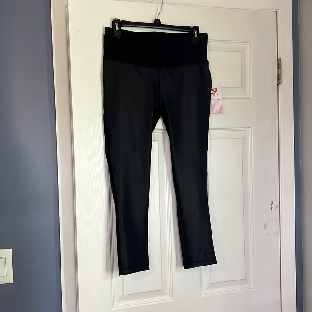 Road Runner sports capri leggings - medium